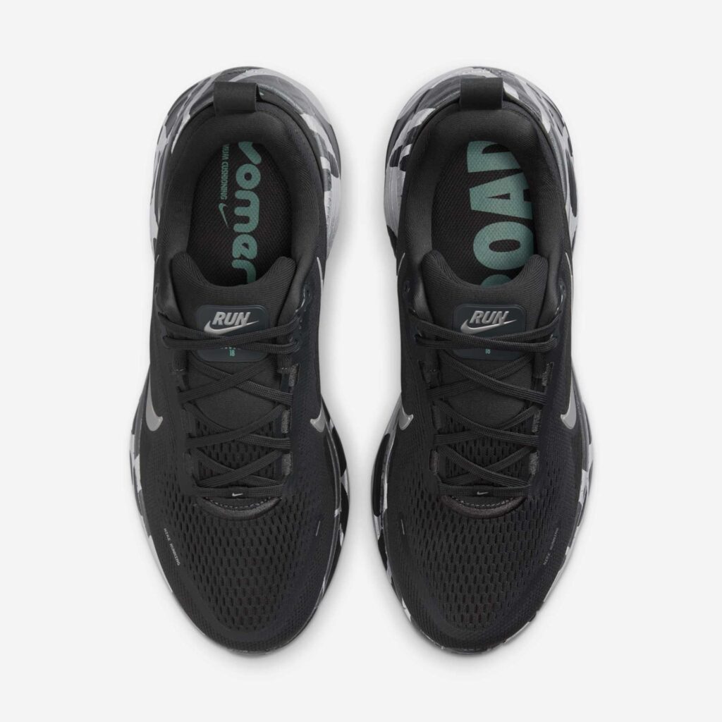 Nike Vomero 18 ? ?ngulo 4