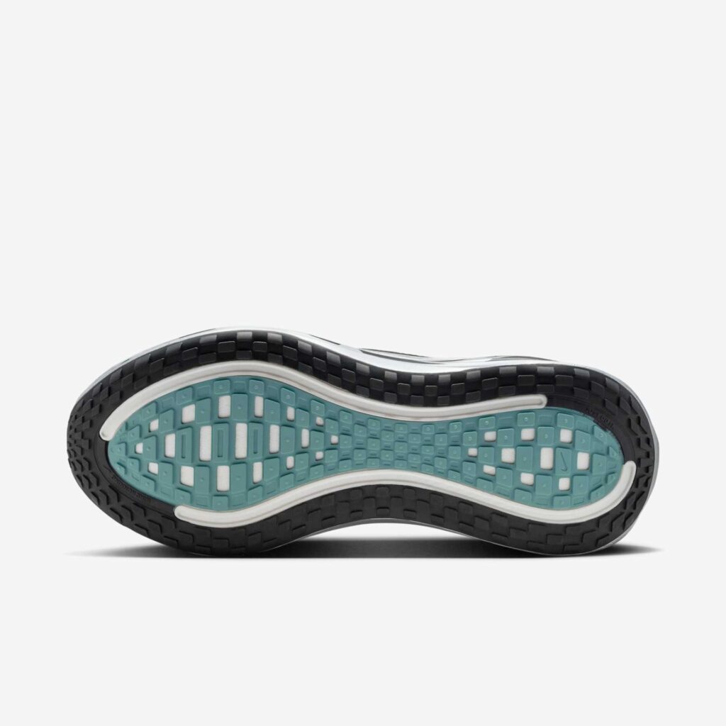 Nike Vomero Plus ? ?ngulo 2