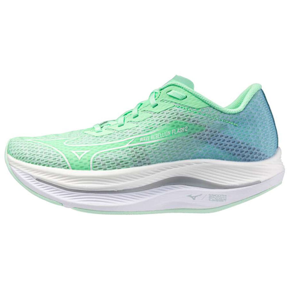 Mizuno Wave Rebellion Flash 2 em destaque