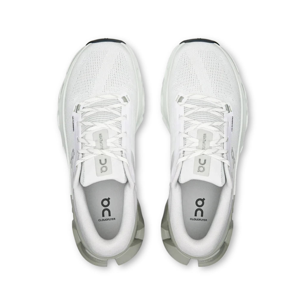 On Cloudflyer 5 ? ?ngulo 2
