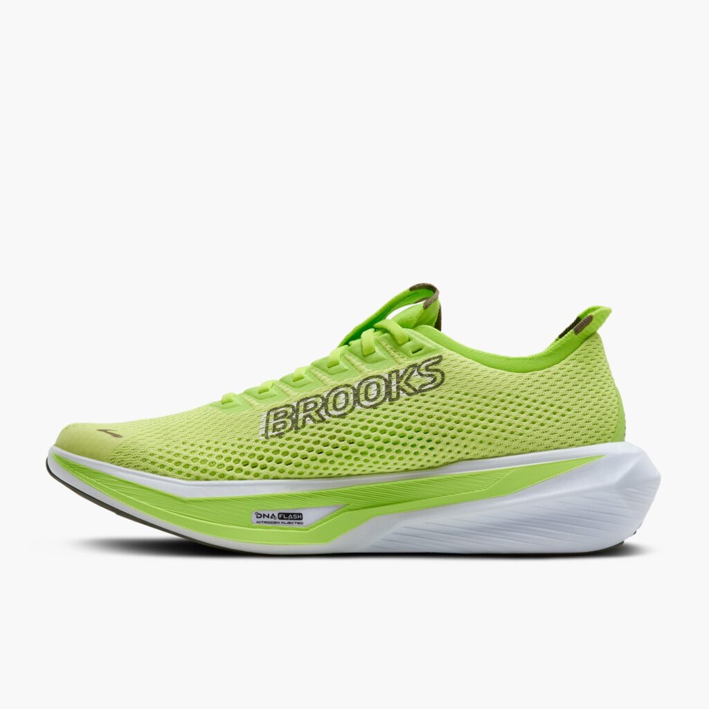Brooks Hyperion 3 ? ?ngulo 5