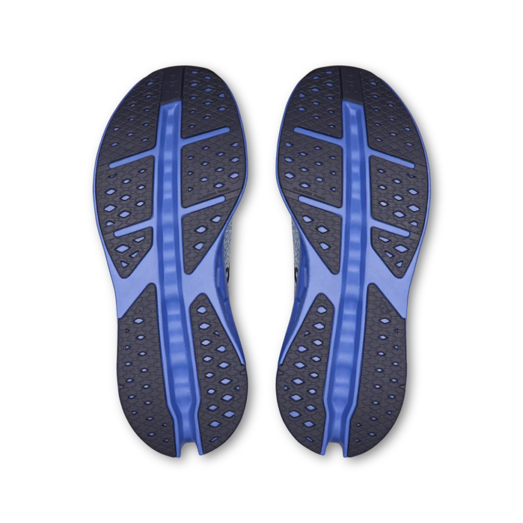 On Cloudsurfer Max ? ?ngulo 3