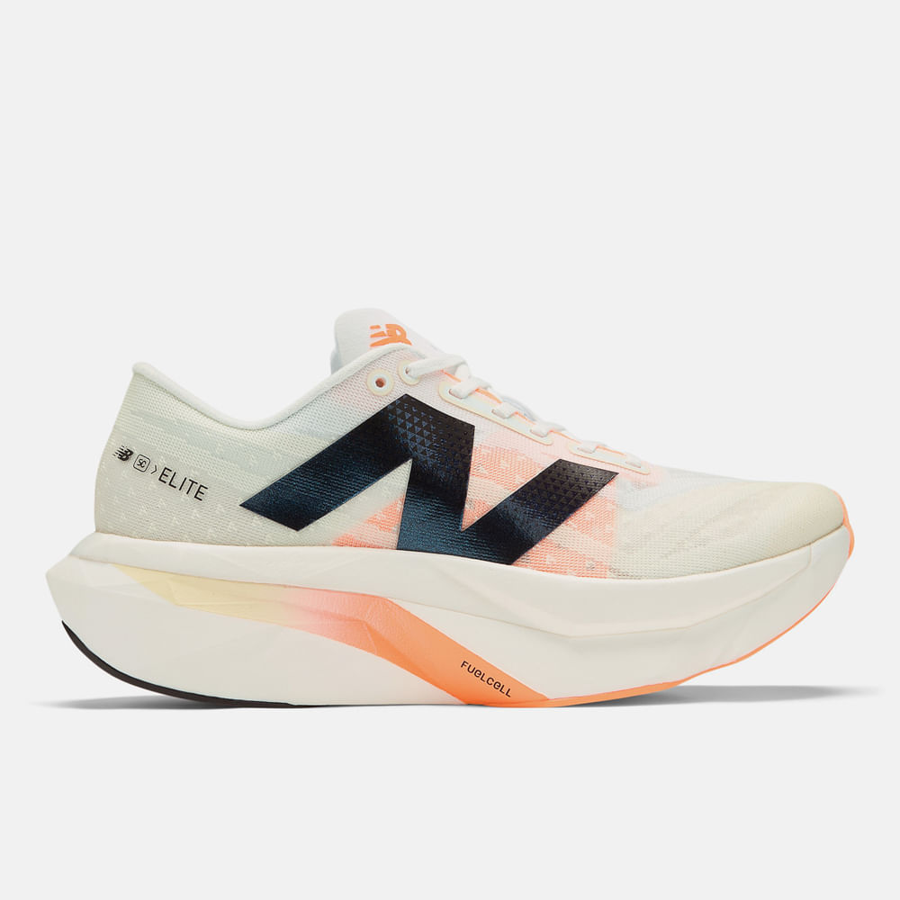 New Balance FuelCell SuperComp Elite v4 em destaque