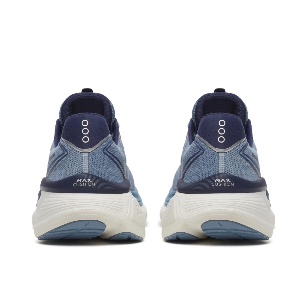 Saucony Hurricane 26 ? ?ngulo 4